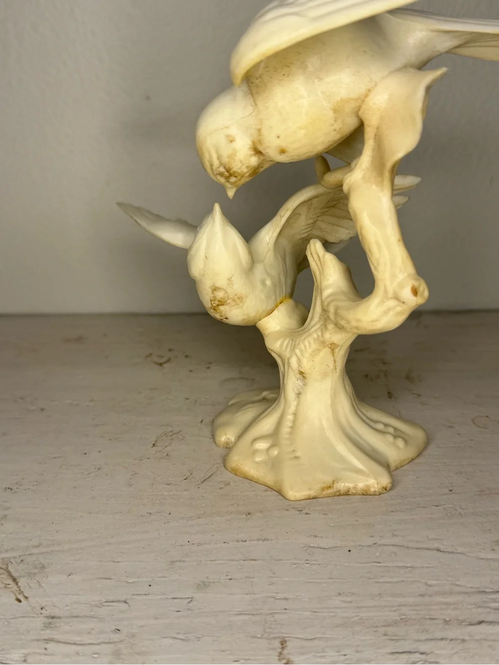 Vintage 1976 Wilton Plastic Wedding Cake Topper Kissing Birds, Love Birds Doves